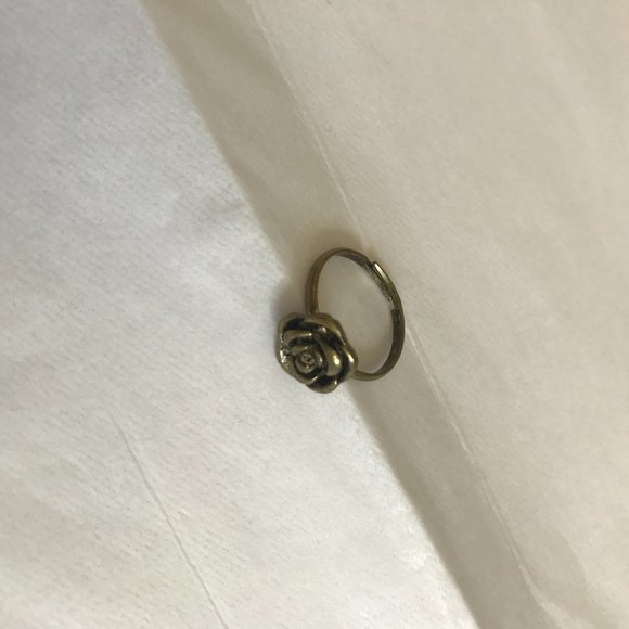 3/$15 Small Burnt Gold Rose Ring - Picture 3 of 3